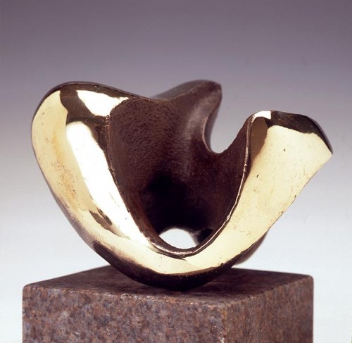Fotograf: Lars Svenson
Værk  titel: Vende skulptur 
Værk  type: Skulptur 
Materiale: Bronze 
Størrelse: 8x12 cm 
Færdiggjort: 1995 