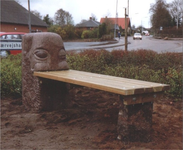 Bække hærvejsbænk2 92