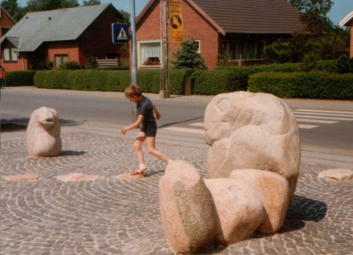 Fabeldyr-Gording-skole1-1984.jpg
